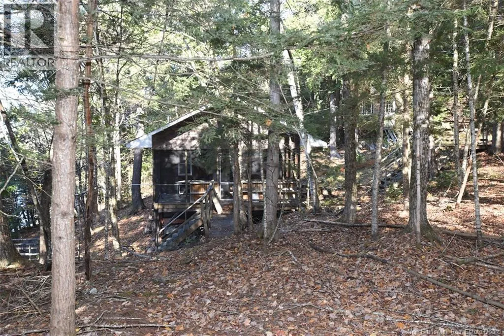 124 Headpond Lane