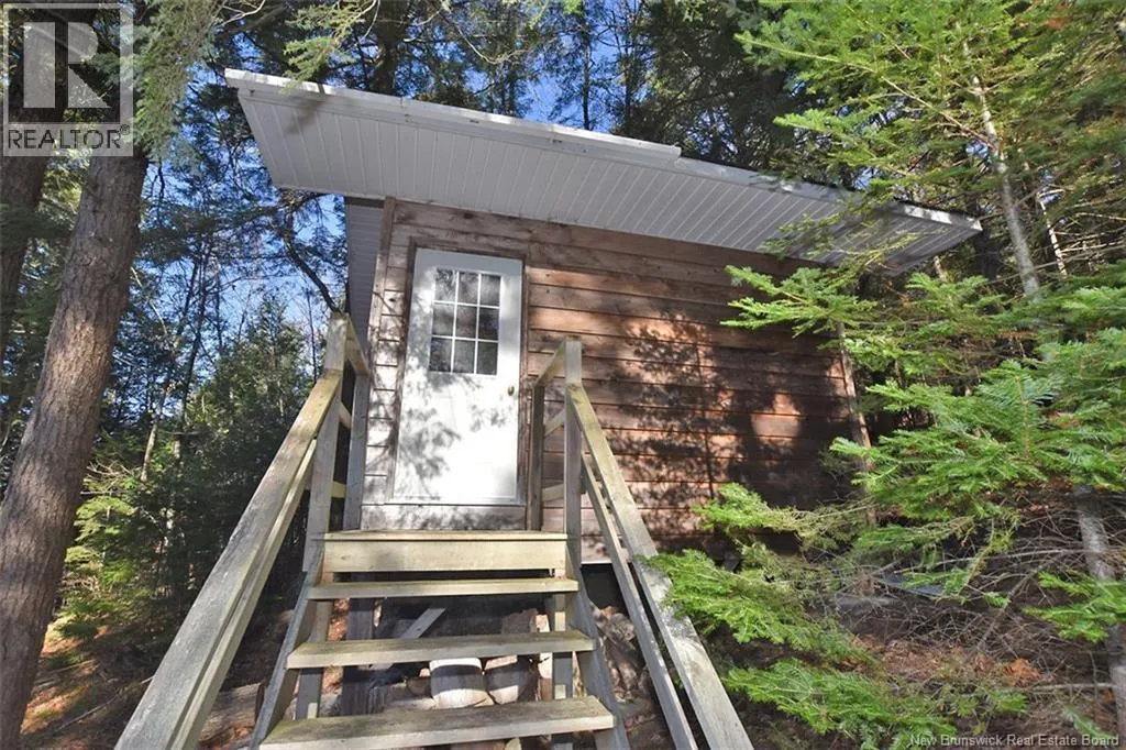 124 Headpond Lane
