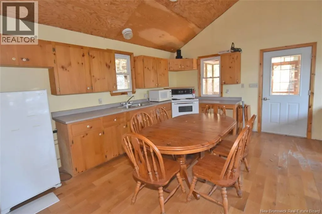 124 Headpond Lane