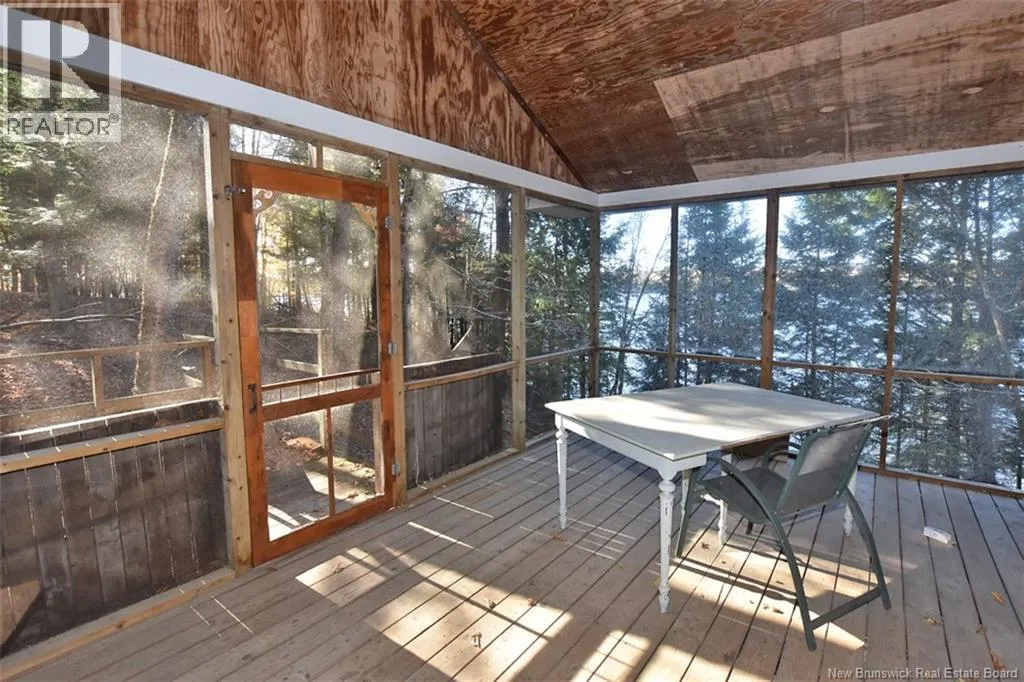 124 Headpond Lane