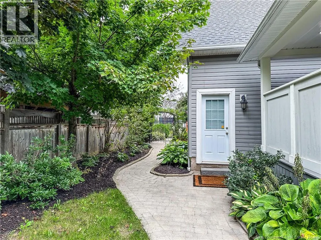 88 Foxwood Drive