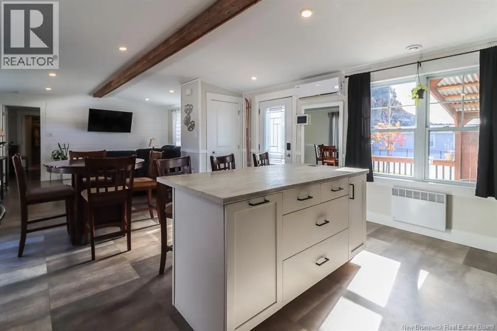 50 Rex Hurley Boulevard
