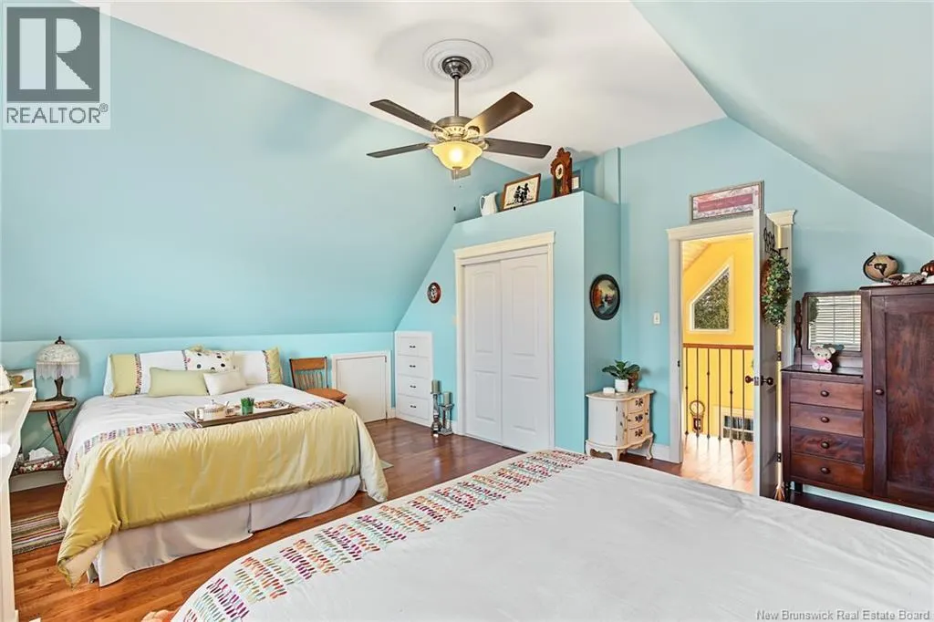 2369 Lower Cambridge Road