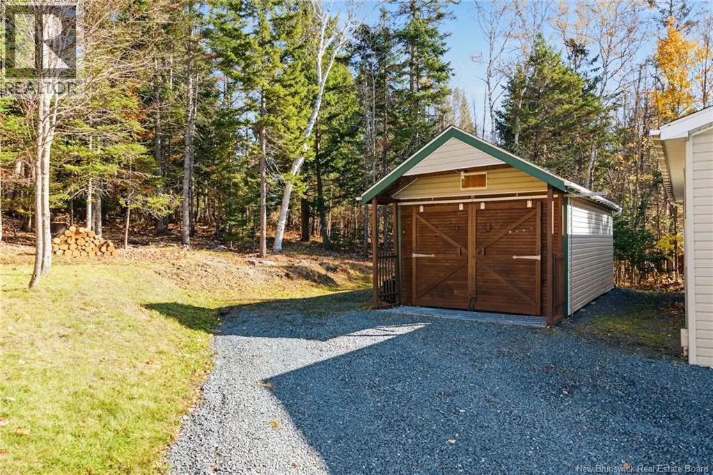 335 Mazerolle Settlement Road