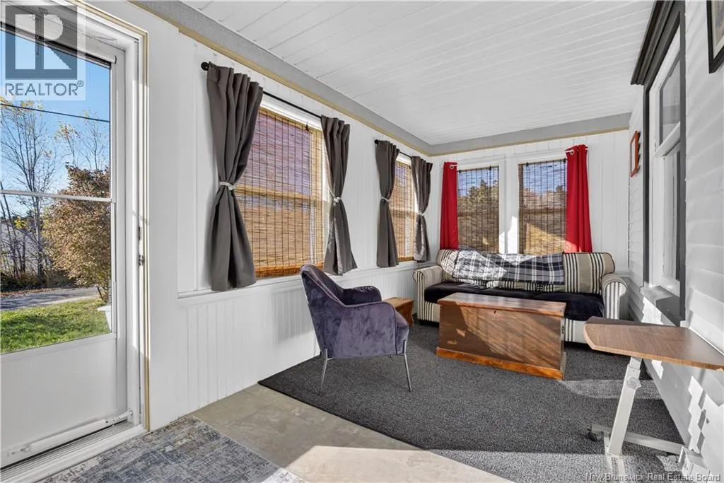 12 Dunnetts Road