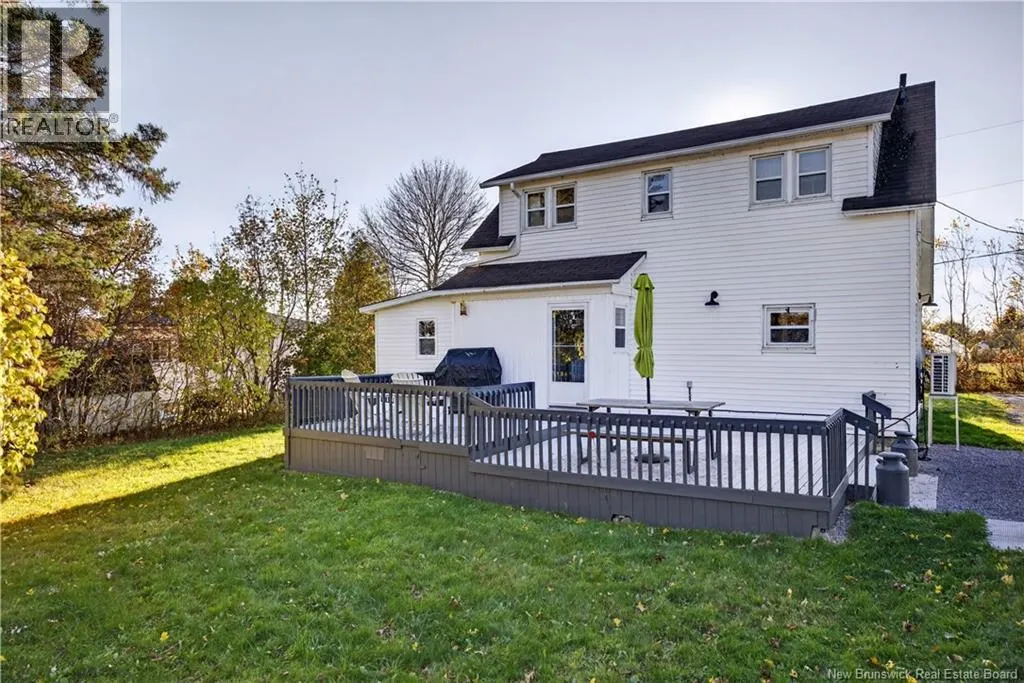 12 Dunnetts Road