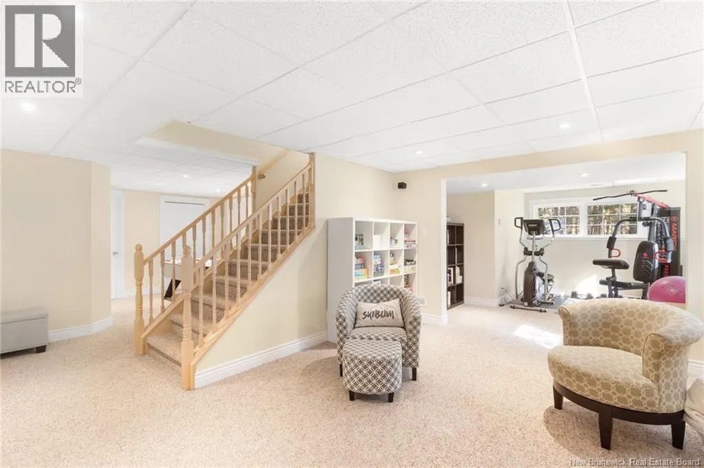 18 Pelican Court
