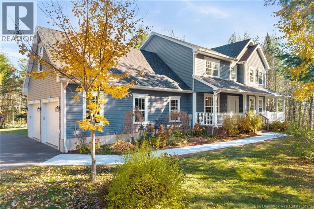 18 Pelican Court