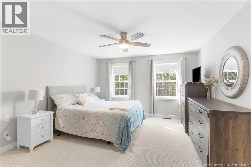 18 Pelican Court