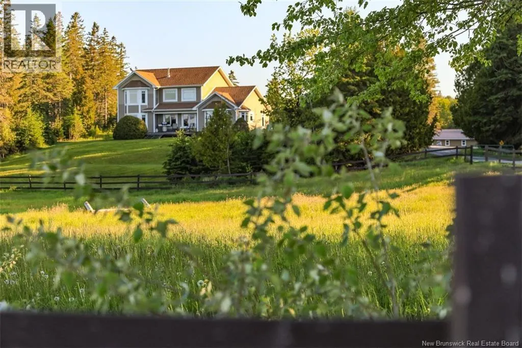 560 Lakeside Road