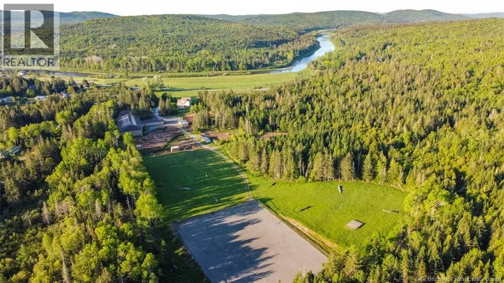 560 Lakeside Road