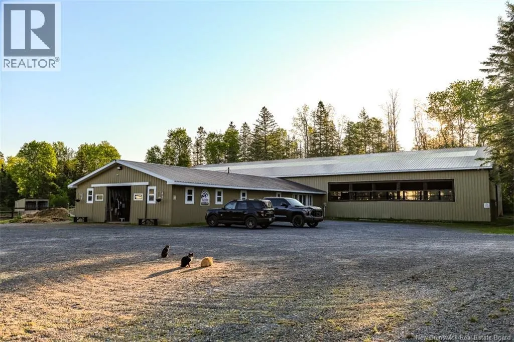 560 Lakeside Road