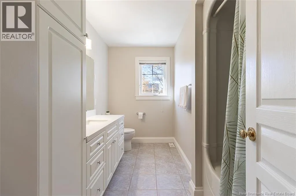 6 Willowdale Court