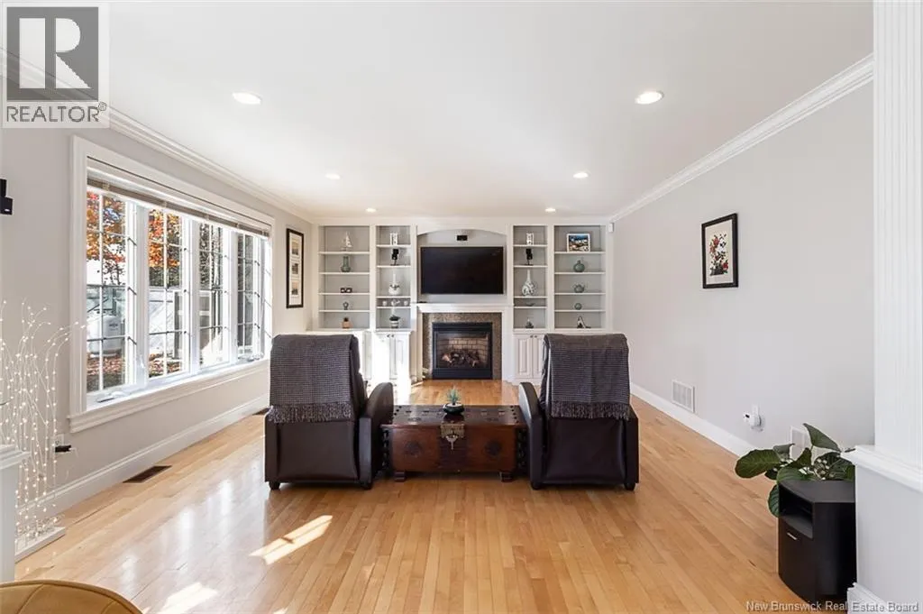 6 Willowdale Court