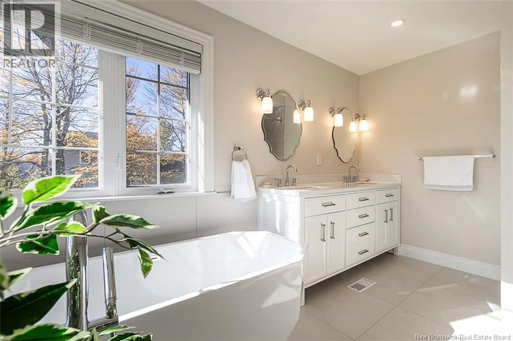 6 Willowdale Court