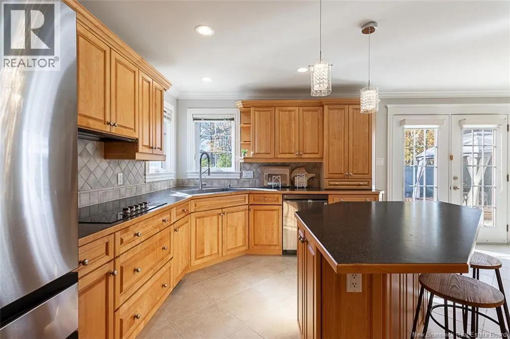 6 Willowdale Court