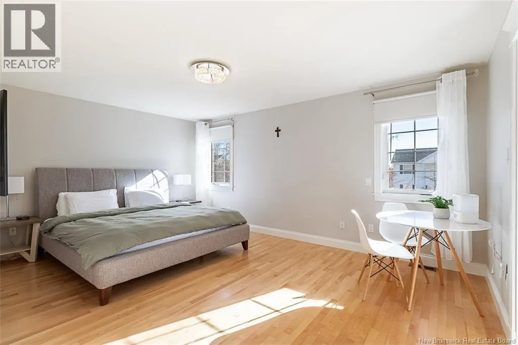 6 Willowdale Court