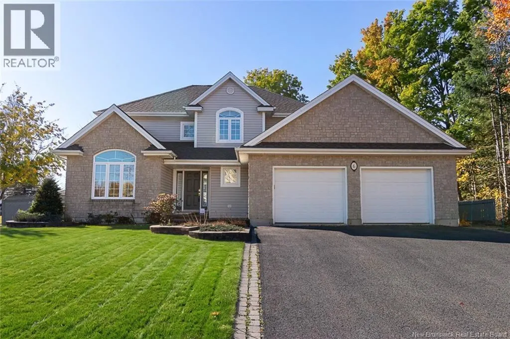 6 Willowdale Court
