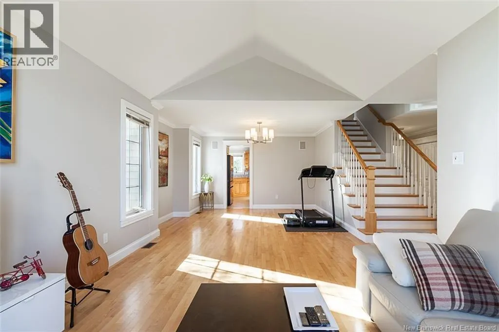 6 Willowdale Court