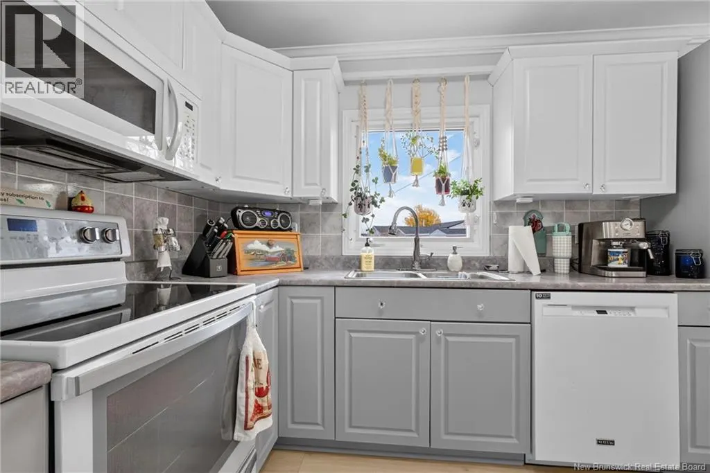 145 Satinwood Drive