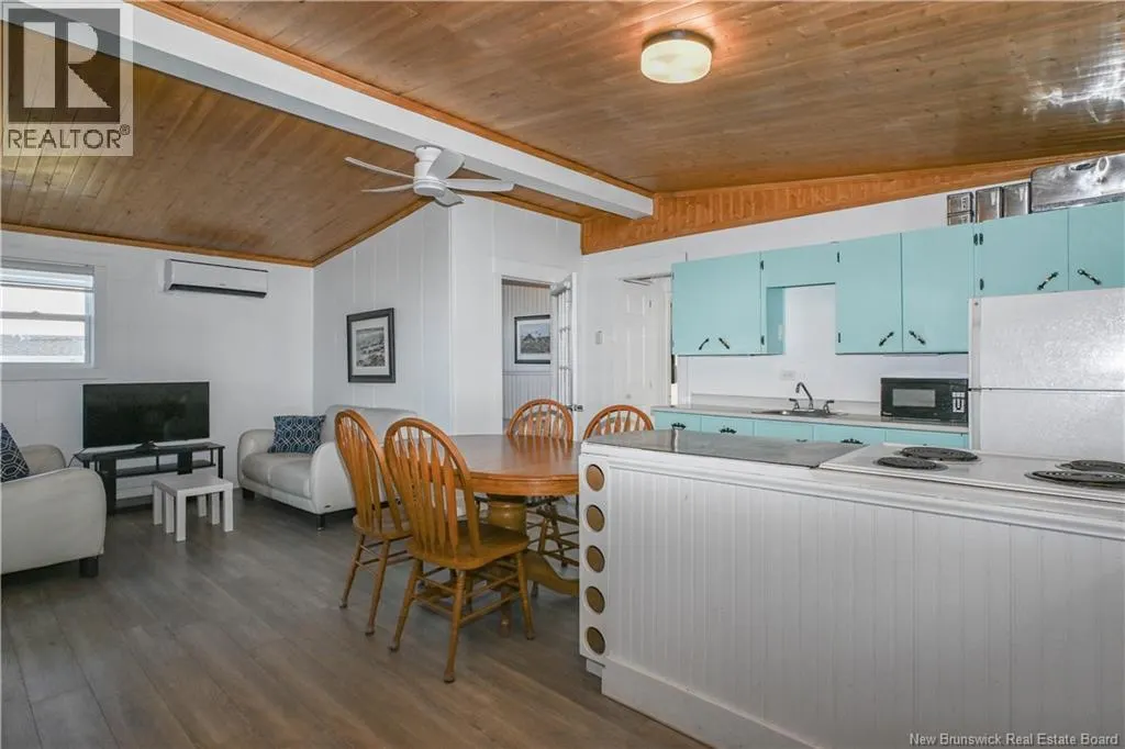 55 Pointe-à-Richard Lane