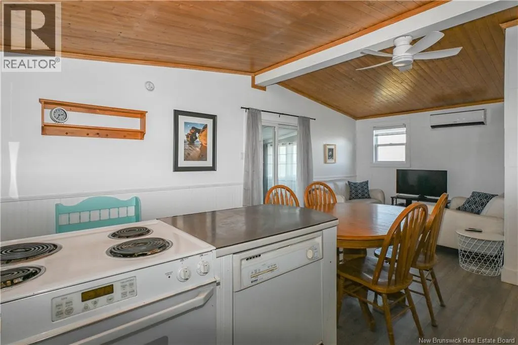 55 Pointe-à-Richard Lane