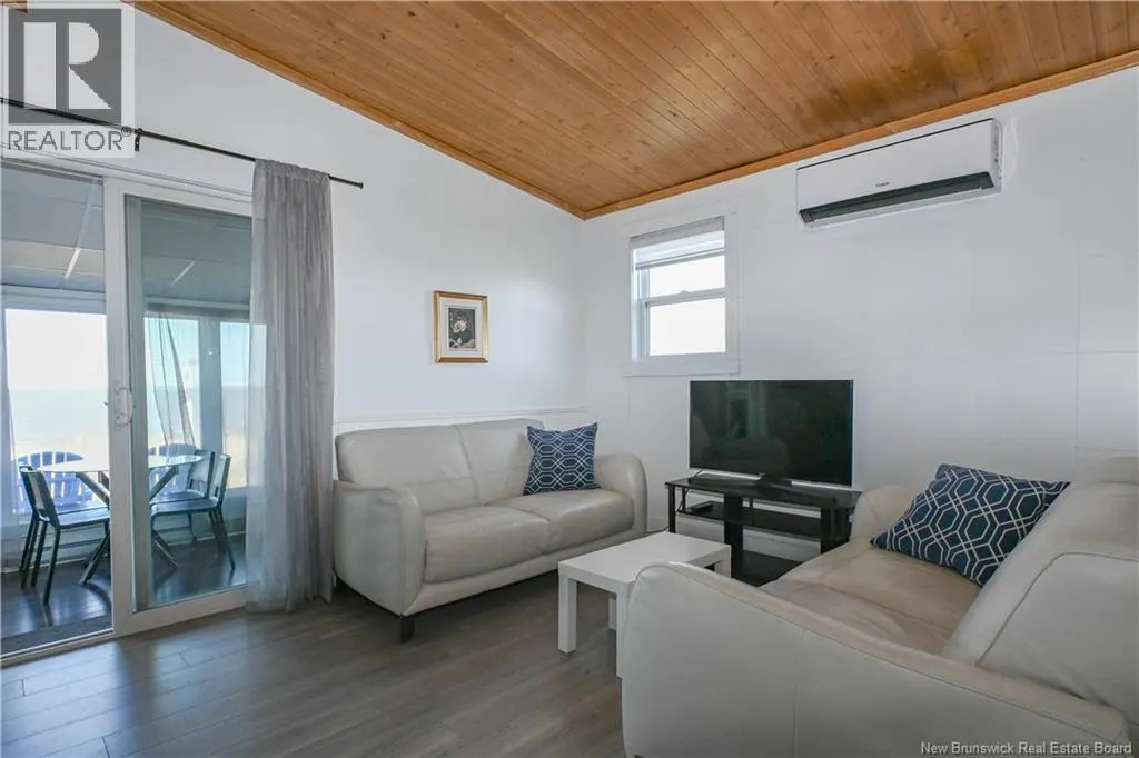 55 Pointe-à-Richard Lane
