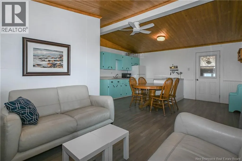 55 Pointe-à-Richard Lane