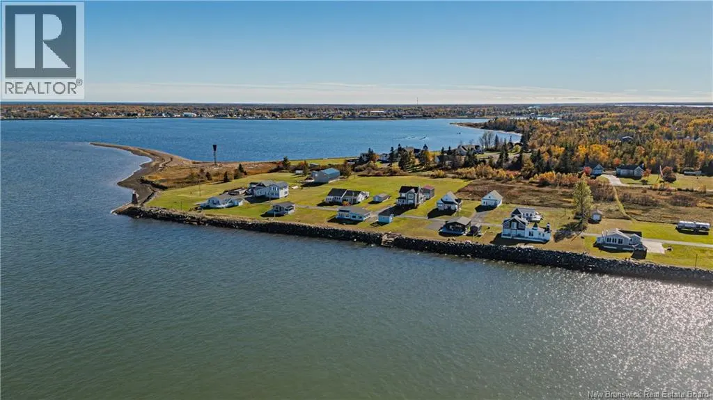 55 Pointe-à-Richard Lane