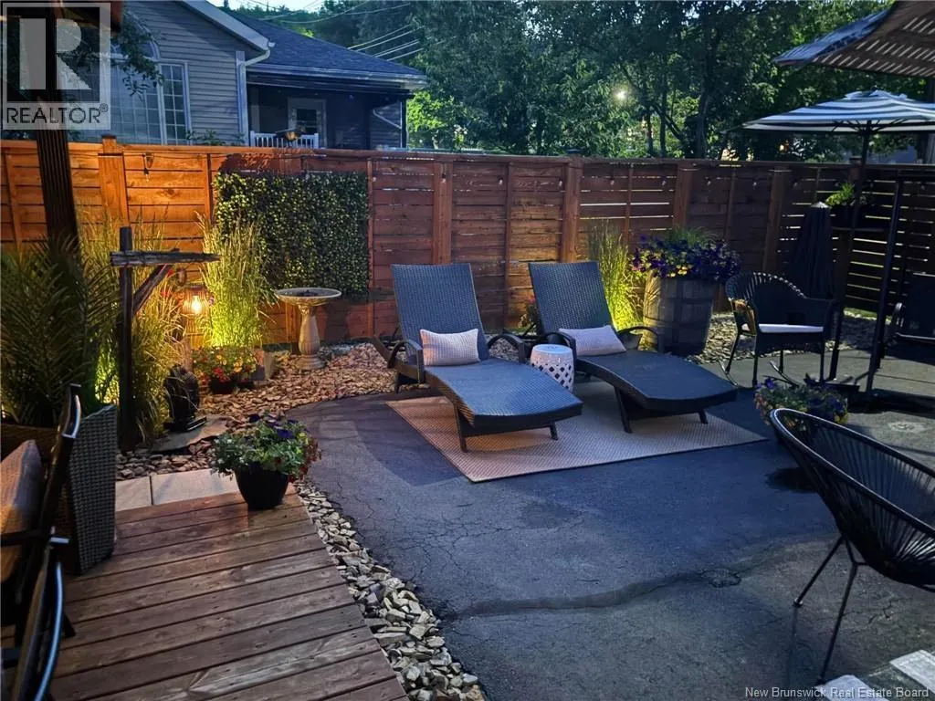 28 Émile-Simard Avenue
