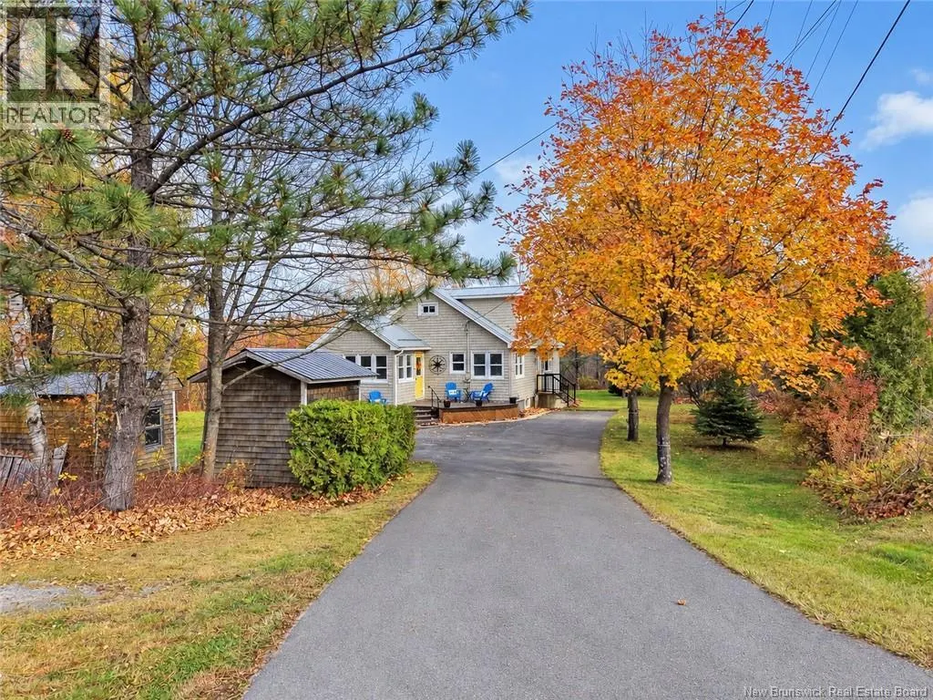209 Saunders Road