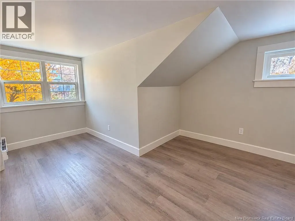 209 Saunders Road