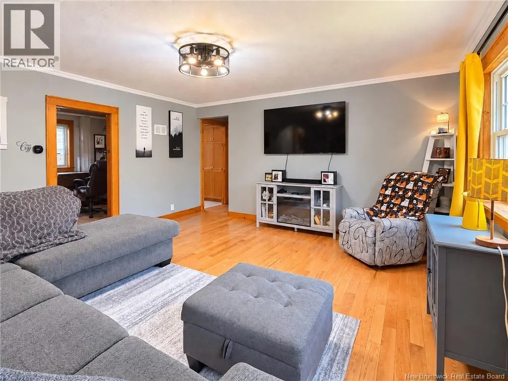 209 Saunders Road