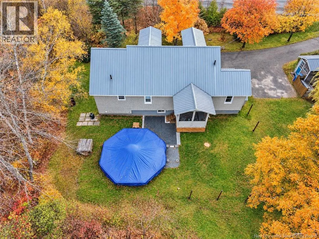 209 Saunders Road