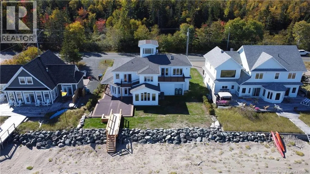 2156 Queen Elizabeth Drive