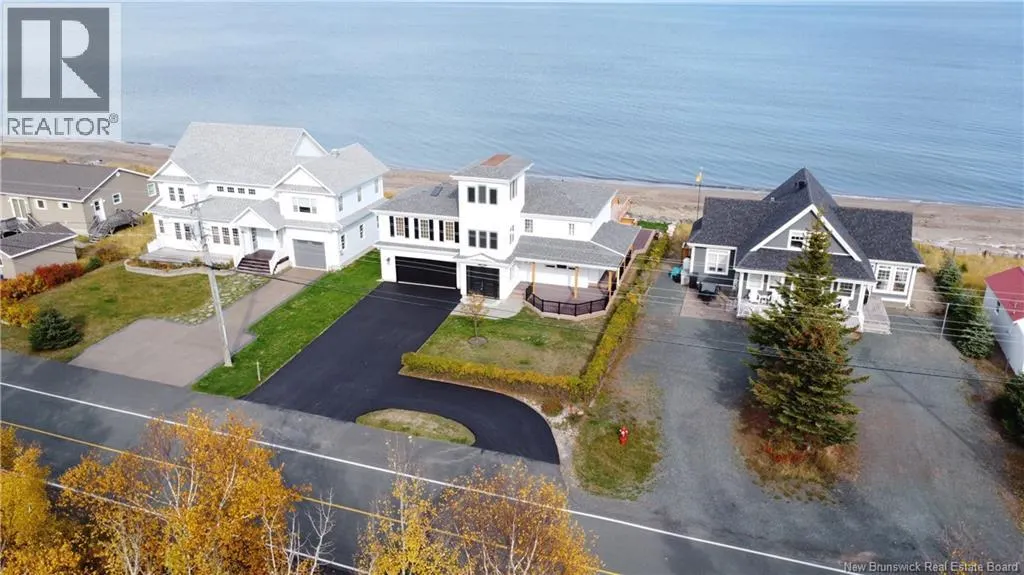 2156 Queen Elizabeth Drive