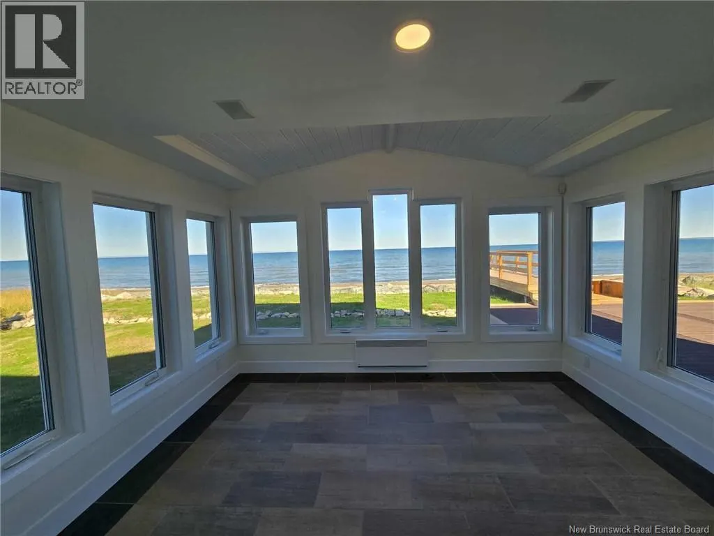 2156 Queen Elizabeth Drive