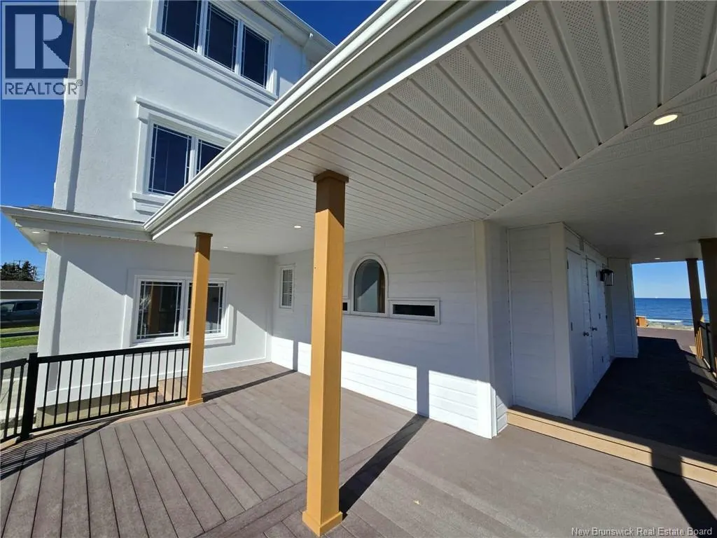 2156 Queen Elizabeth Drive