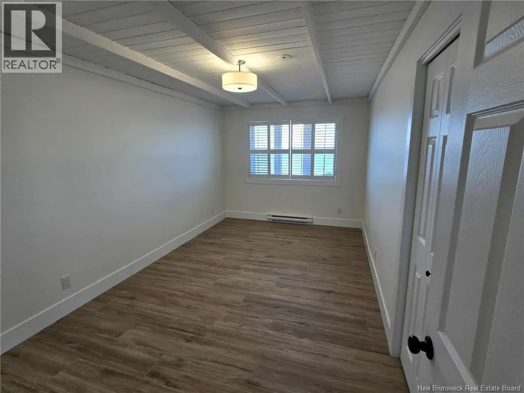 2156 Queen Elizabeth Drive
