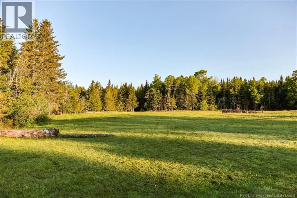 560 Lakeside Road