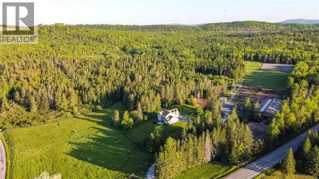 560 Lakeside Road