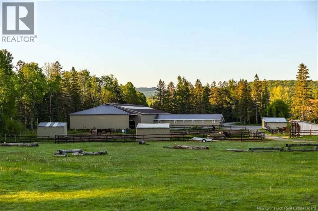 560 Lakeside Road