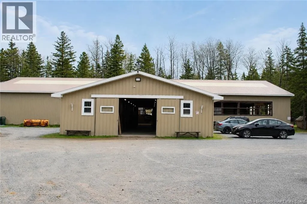 560 Lakeside Road