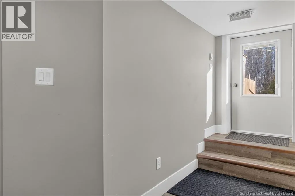 16 Francois Road