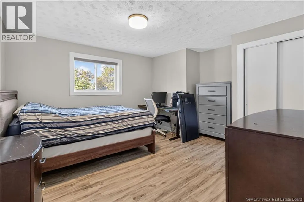 16 Francois Road