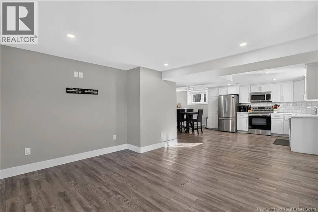 16 Francois Road