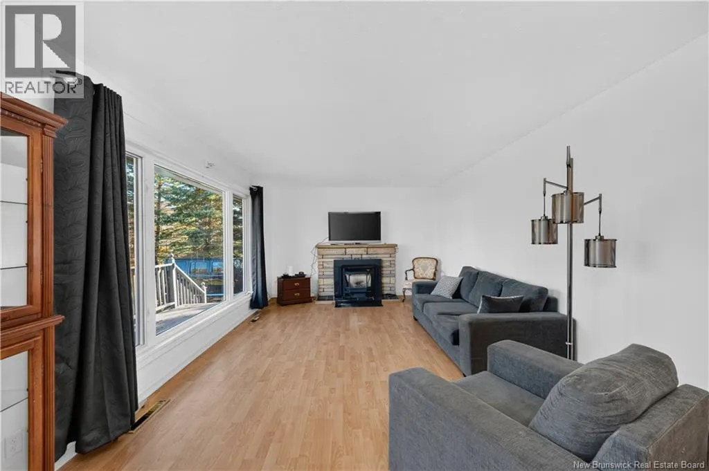 10 Granite Drive