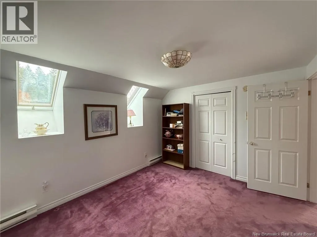 81 Woodland Hill