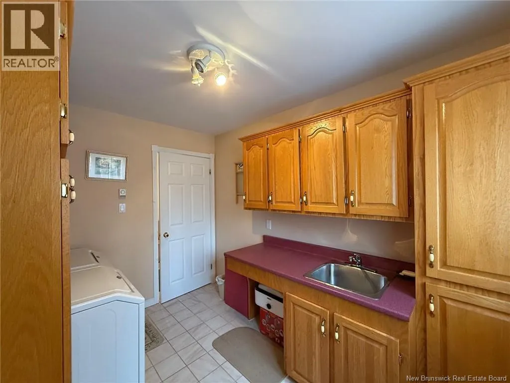 81 Woodland Hill