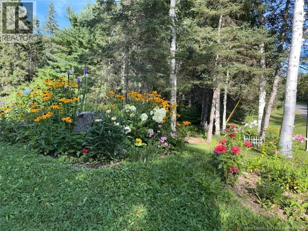 81 Woodland Hill